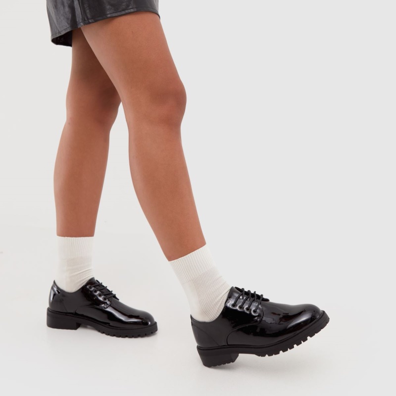 Dr.martens Botas Schuh Letty Zapatos Planos Con Cordones De Charol Negro