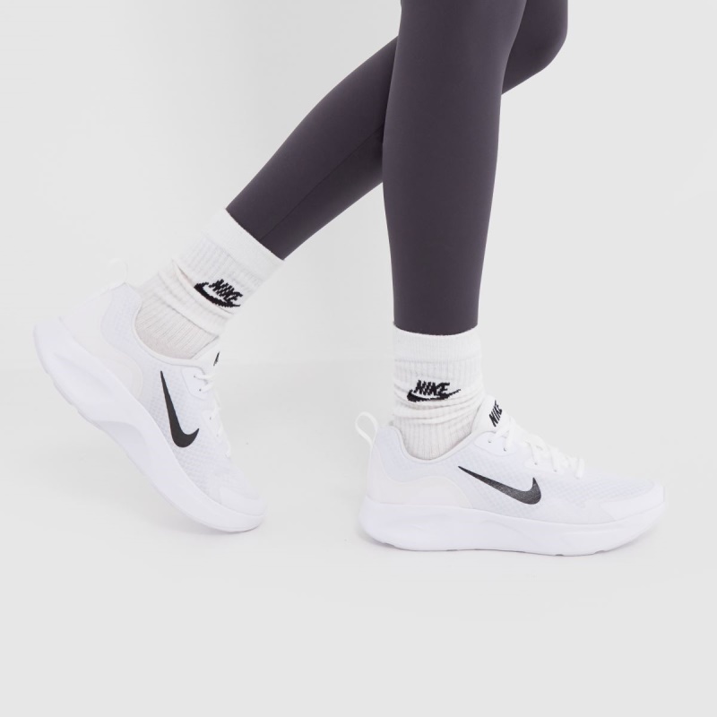 Nike Wearallday Trainers Dr.martens Botas Blancas-negras