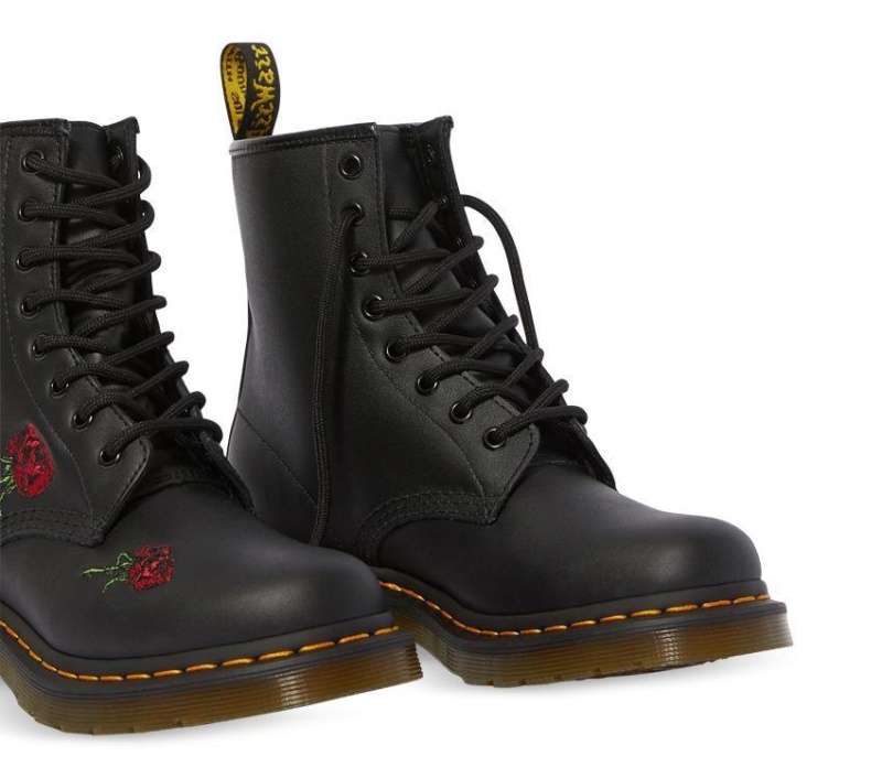 Botas Dr.Martens Softy T 1460 Vonda Negras Con 8 Ojales