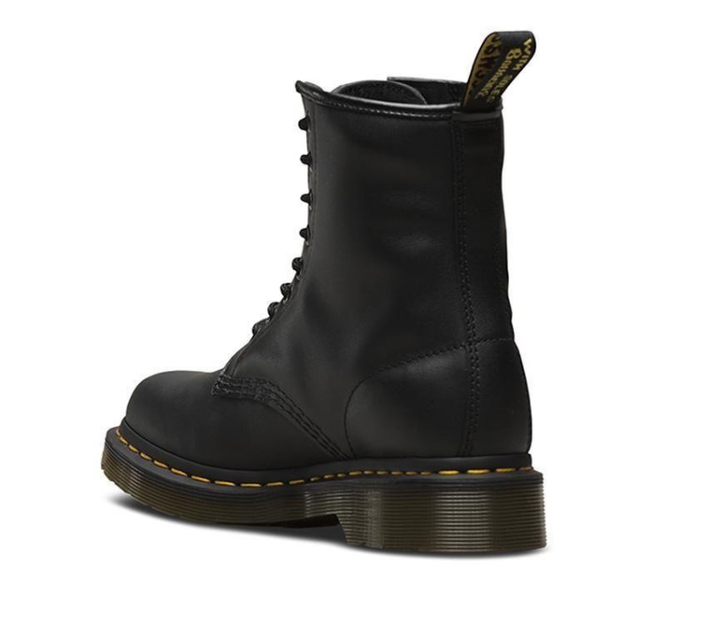 Botas Dr.Martens Softy T 1460 Vonda Negras Con 8 Ojales