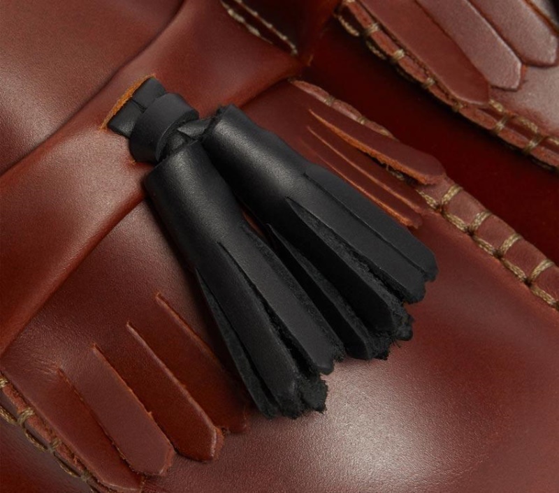 Mocasín Con Borlas Adrian Dr.martens Botas Marrón/negro Abruzzo Wp