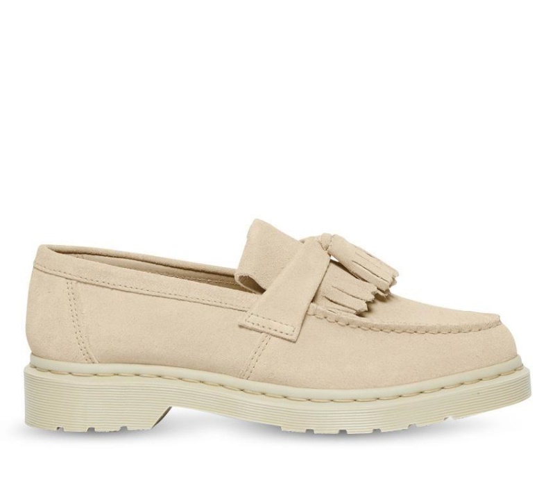 Botas Dr.martens Mocasín Con Borlas Adrian E.h Suede Arena Cálida E.h Suede