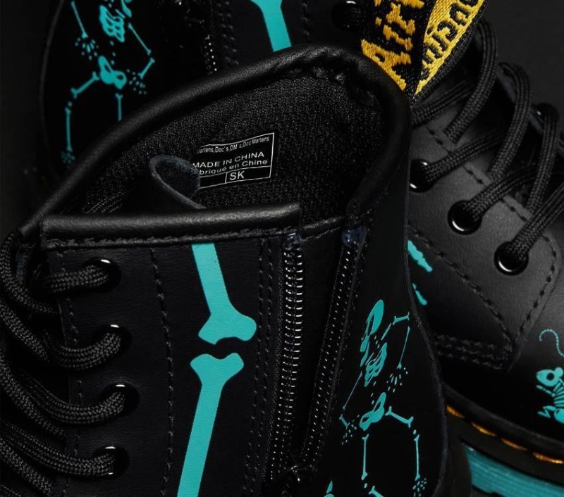 Dr.martens Botas Black Skelly Print Hydro 1460 Juniors Skeleton Boot