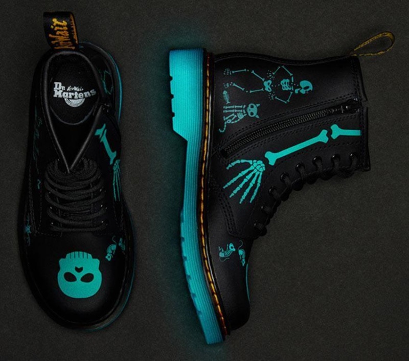 Dr.martens Botas Black Skelly Print Hydro 1460 Juniors Skeleton Boot