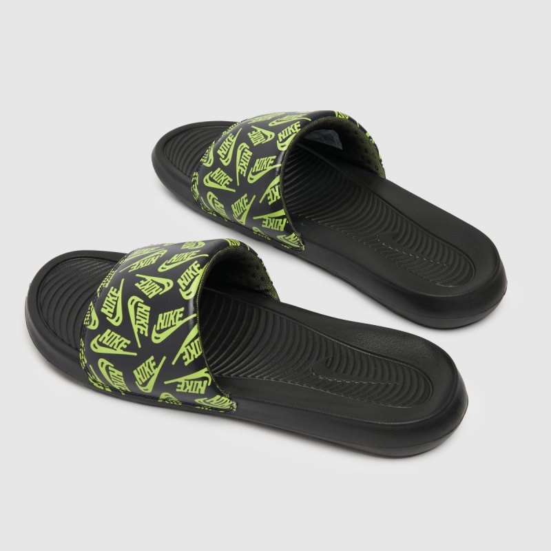 Negro-verde Dr.martens Botas Nike Victori One Sandalias