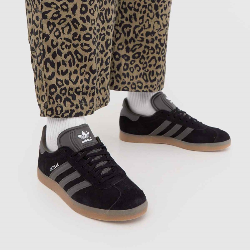 Adidas Gazelle Trainers Negras Dr.martens Botas